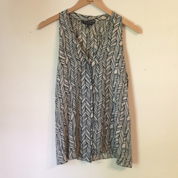 Waverly Grey Patterned Top - Picture 1 of 5